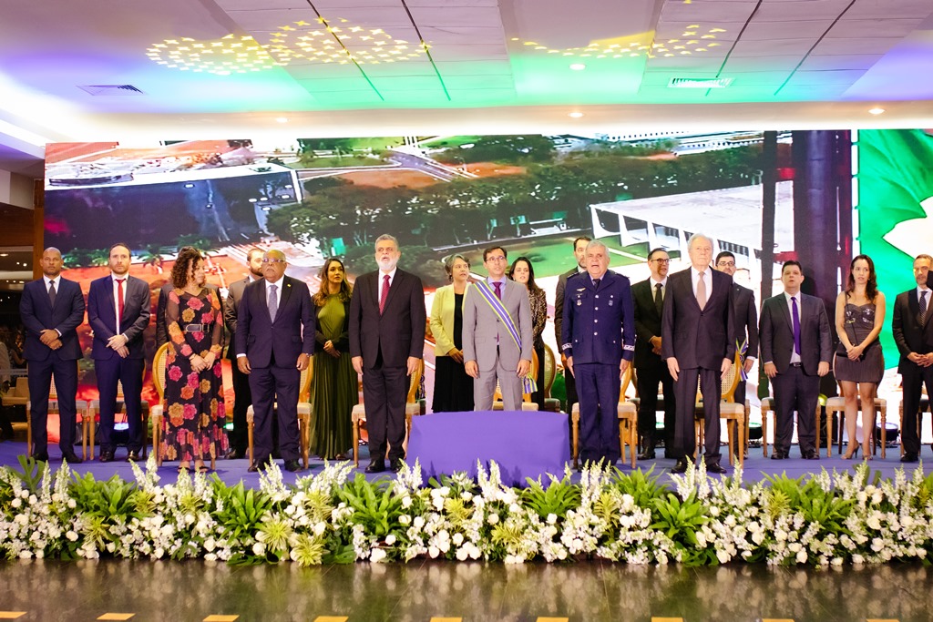 ANAFE participa da solenidade de entrega de medalhas da Ordem do Mérito