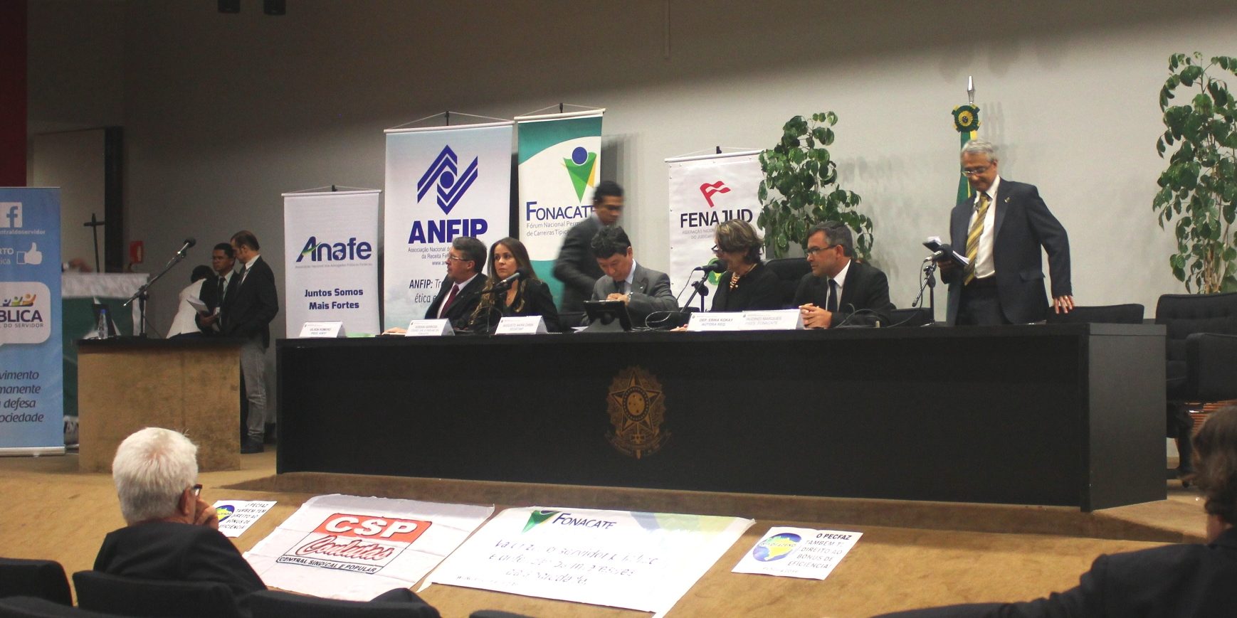 09-11-anafe-participa-seminario-sobre-o-servico-publico-no-pais-anafe