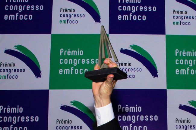 PRÊMIO-CONGRESSO EM FOCO