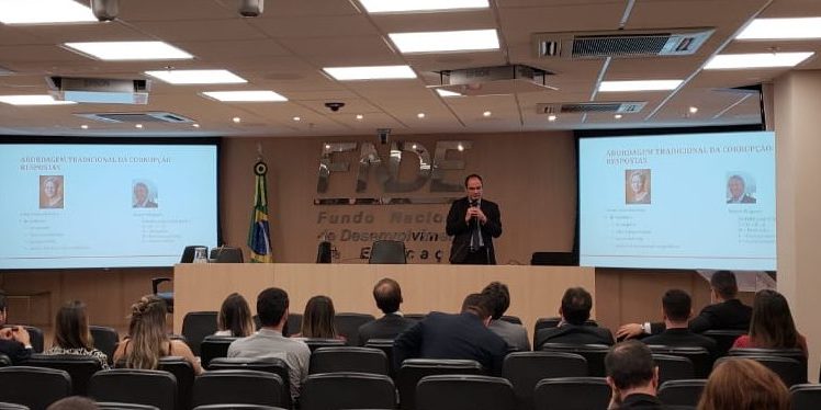 ANAFE participa de evento sobre Defesa da Probidade na PGF, em Brasília (2)