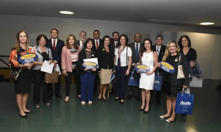 Membros da ANAFE atuam em Brasília por alterações no texto da reforma da Previdência