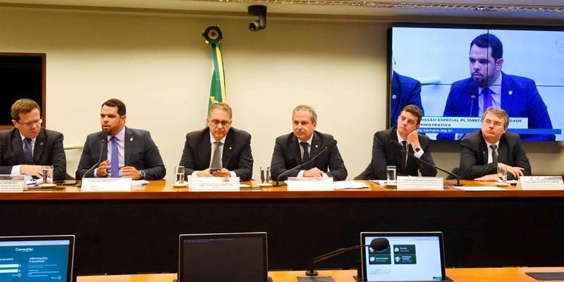 Atribuição da AGU em ações de improbidade é defendida pela ANAFE em audiência pública na Câmara