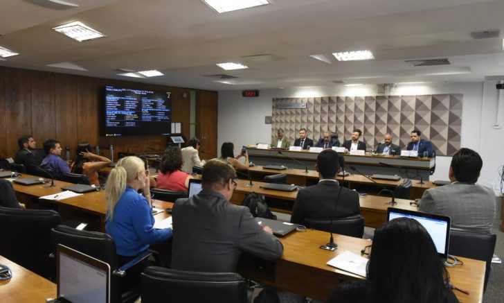 de lançamento de material sobre a Reforma Administrativa