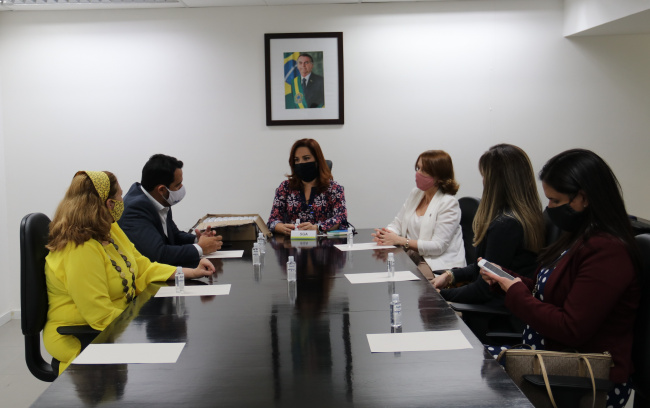 Reunião com a secretária-geral de Administração da AGU, Ieda Aparecida Cagni (23) Em reunião na AGU, ANAFE aborda aspectos do teletrabalho durante e após a pandemia