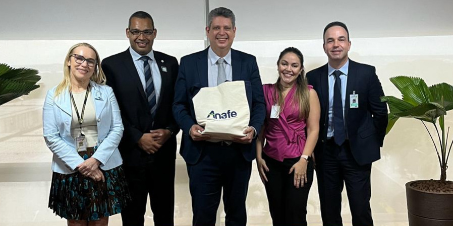 Ministro da secretaria-geral da presidência da República recebe a ANAFE para tratar de temas relevantes à advocacia pública federal Ministro da secretaria-geral da presidência da República recebe a ANAFE para tratar de temas relevantes à advocacia pública federal