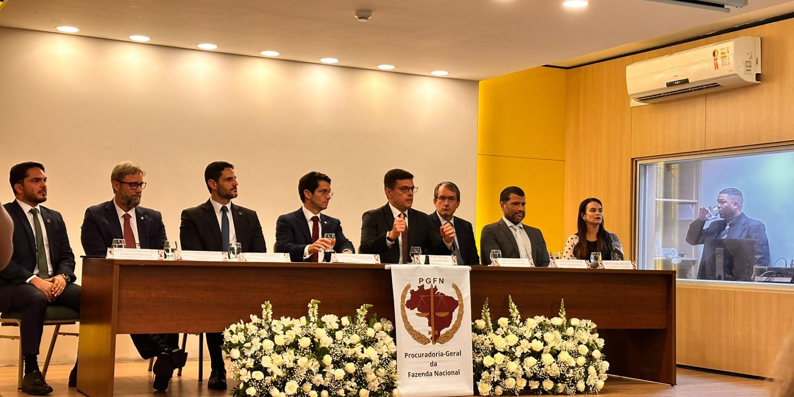 8811e009-f4d2-46ba-b947-251f9bb7fd85